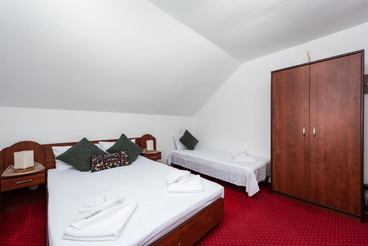 Pensiunea Ursuletul Paddington Predeal Exterior foto