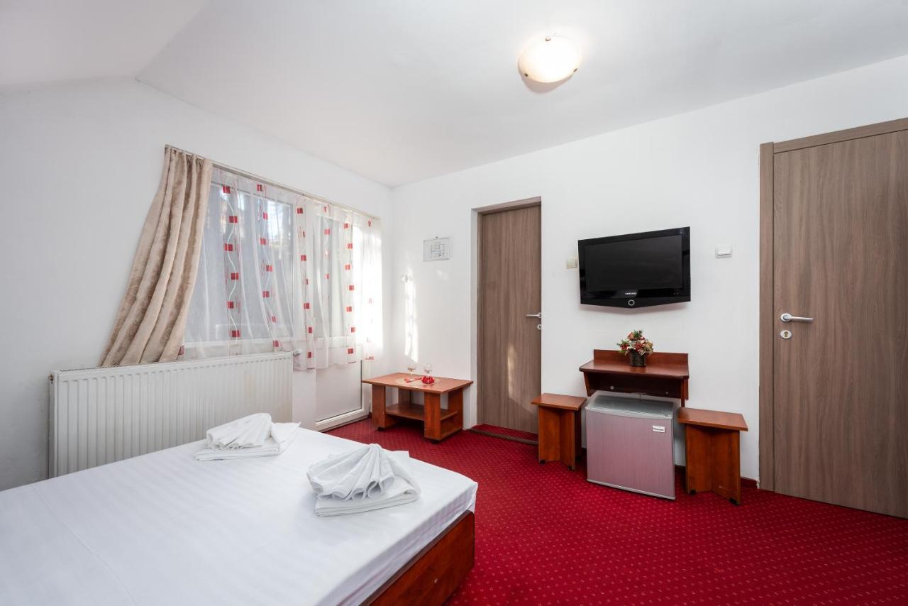 Pensiunea Ursuletul Paddington Predeal Exterior foto